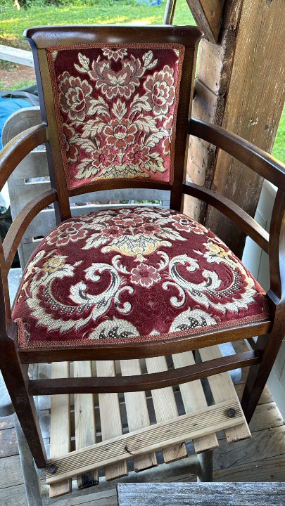 poltrona-vintage-in-legno-solo-80-€